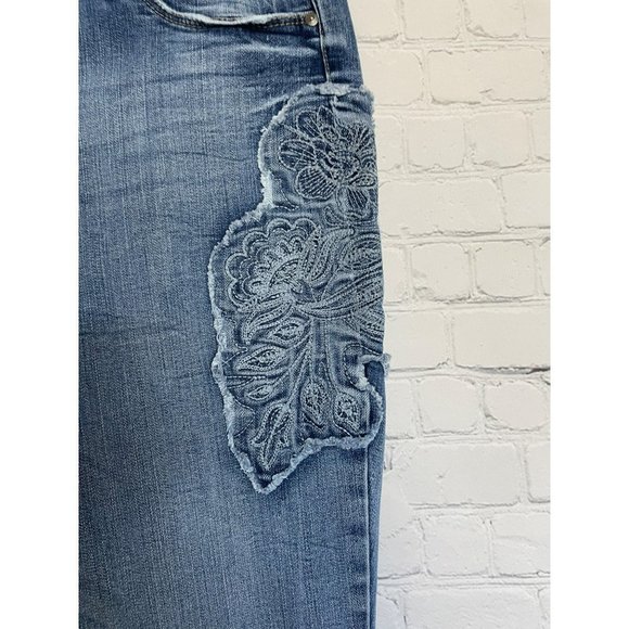 Jessica Simpson Kiss Me Super Skinny Jeans Size 28 - Picture 4 of 6